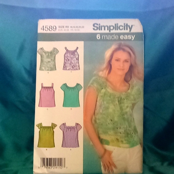 6 different blouses simplicity pattern In one nwot - Picture 1 of 4